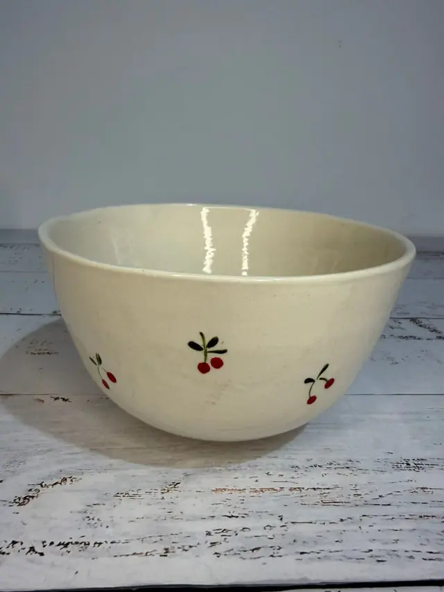 Bowl / tazón de cerámica con diseño de cerezas