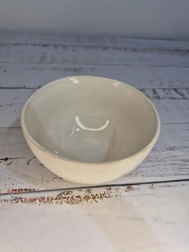 Cuenco de cerámica esmaltada