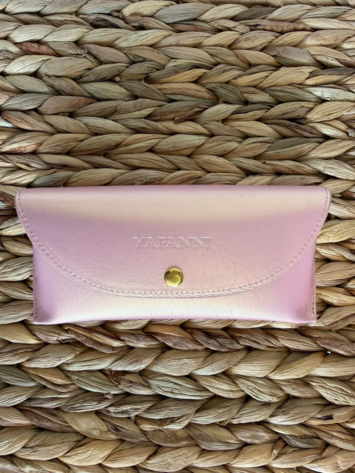 Estuche para lentes tornasolado