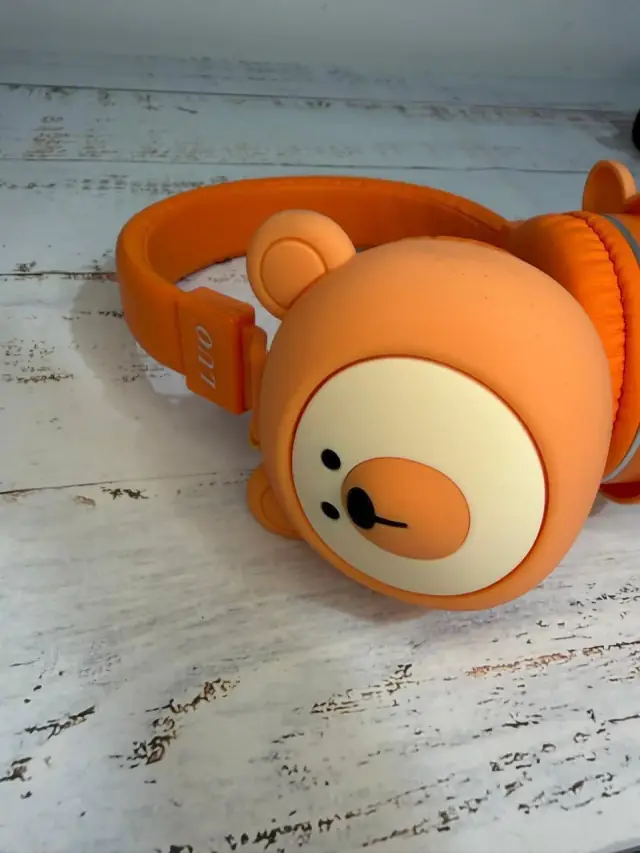 Auriculares infantiles con orejitas